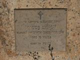 image of grave number 895305